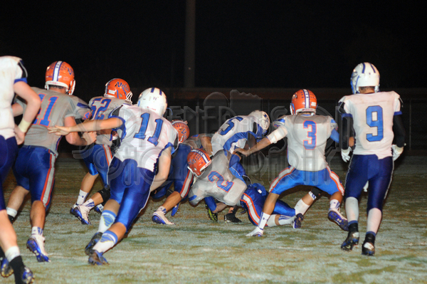 10-10 SA vs. FCHS 060.JPG - SCRIVENER D300